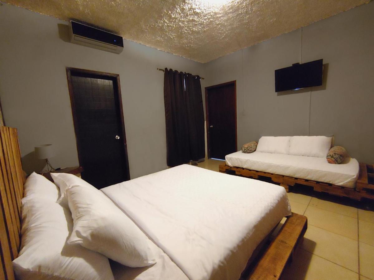 La Zona Hostel 산살바도르 외부 사진